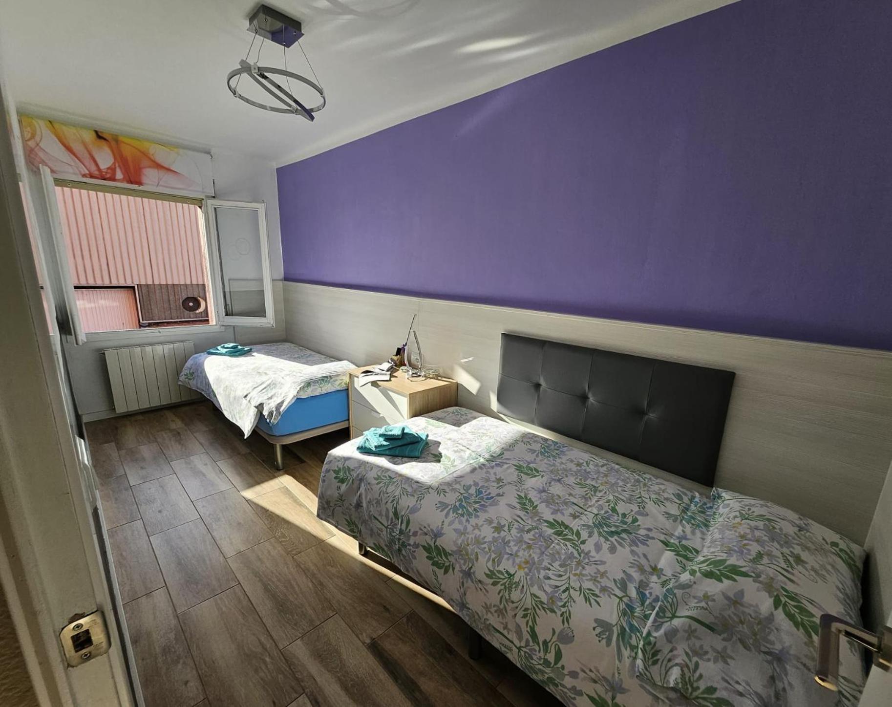 Apartamento Nuria Figueres  Eksteriør billede