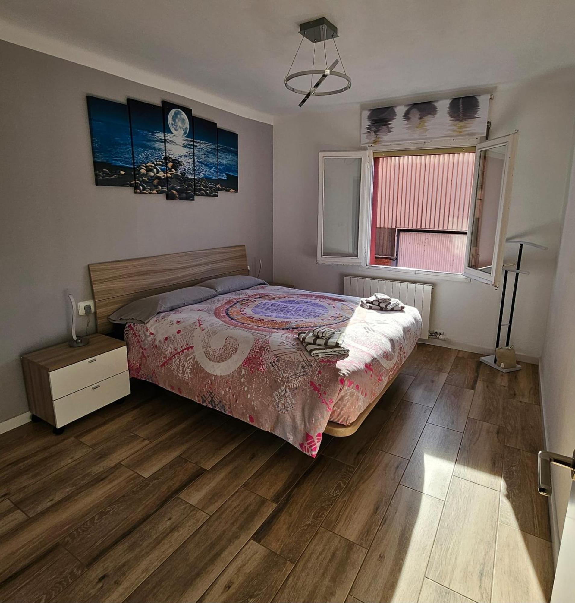 Apartamento Nuria Figueres  Eksteriør billede