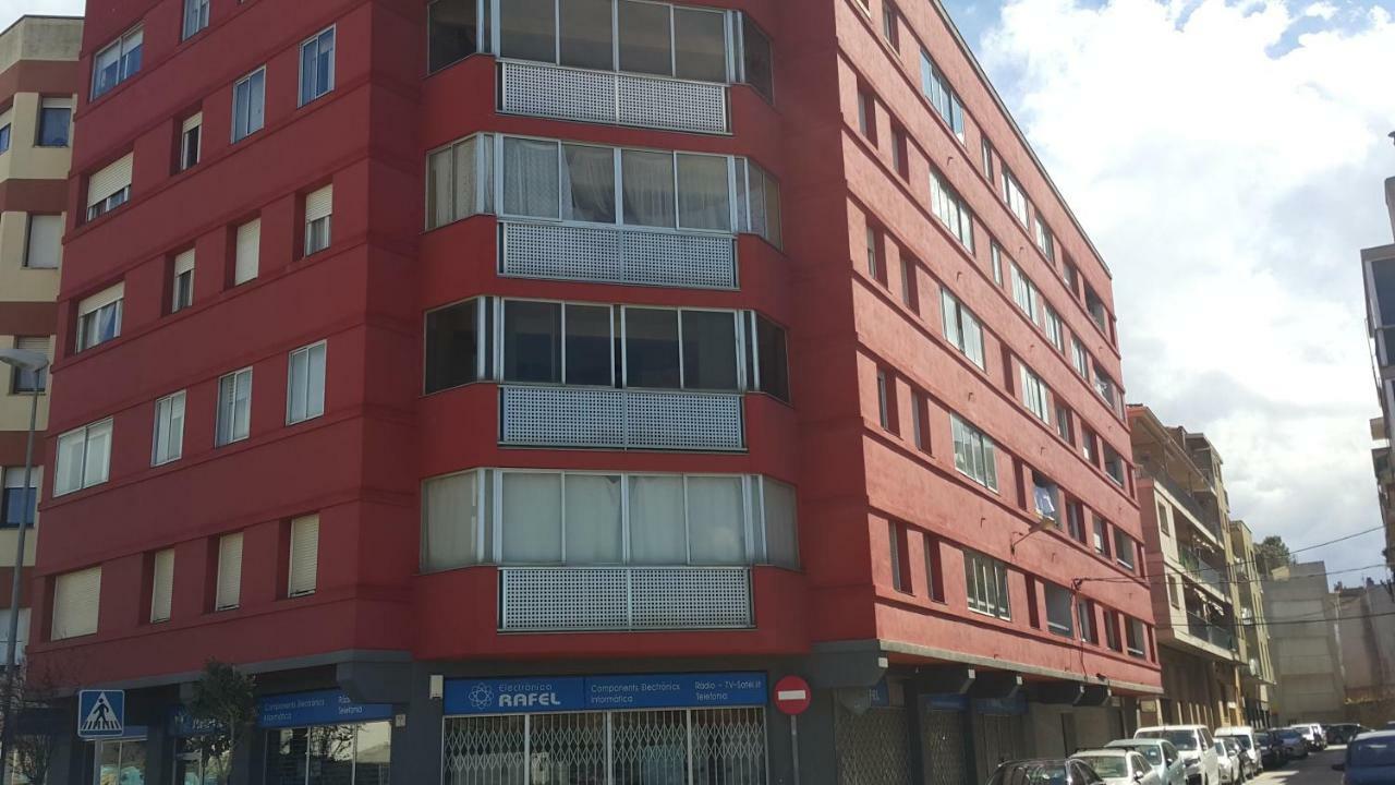 Apartamento Nuria Figueres  Eksteriør billede